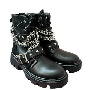 Dollskill- Chain Revolt Ankle Boots